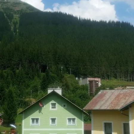 Bahnhof Praebichl Bed & Breakfast *